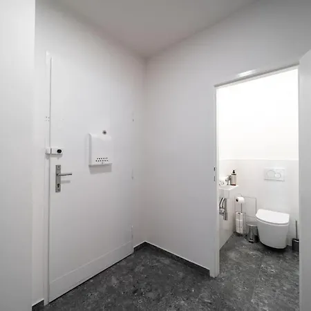 3b Bright Beautiful Newly Renovated 3br * Prag