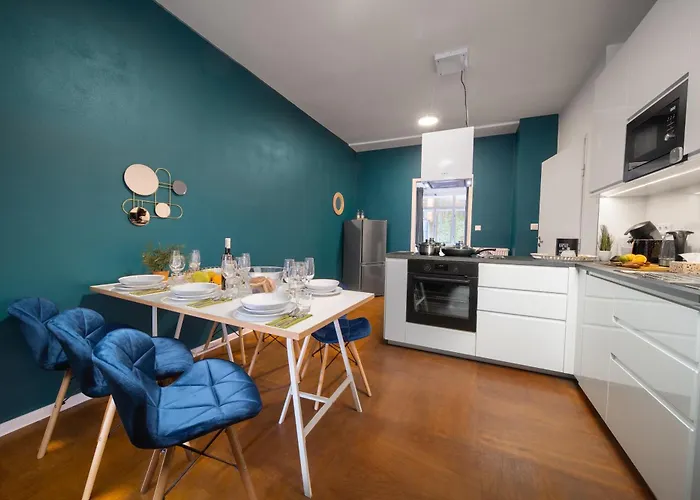 3b Bright Beautiful Newly Renovated 3br 아파트 프라하