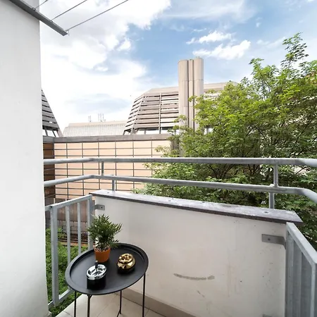 Apartamento 3b Bright Beautiful Newly Renovated 3br *